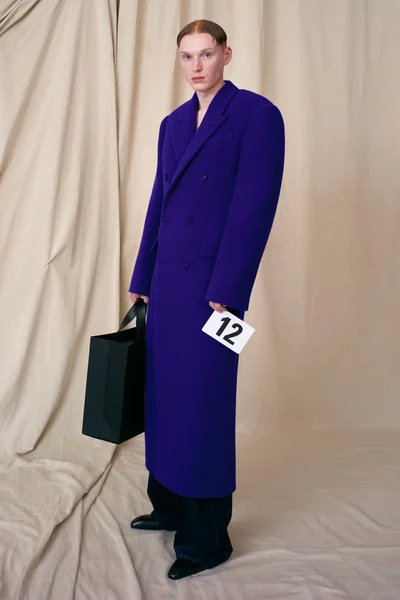Look 12